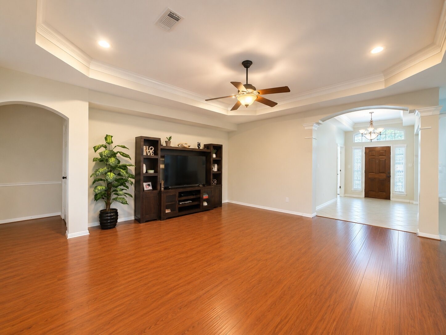 19319 Imperial Hills Drive Property Photo 6