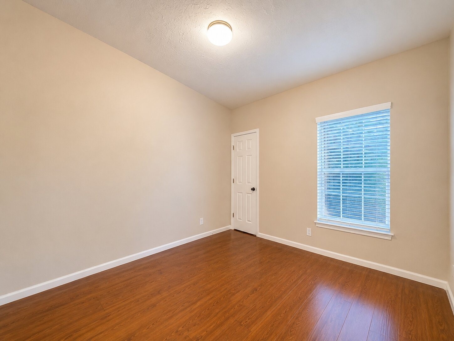 19319 Imperial Hills Drive Property Photo 7