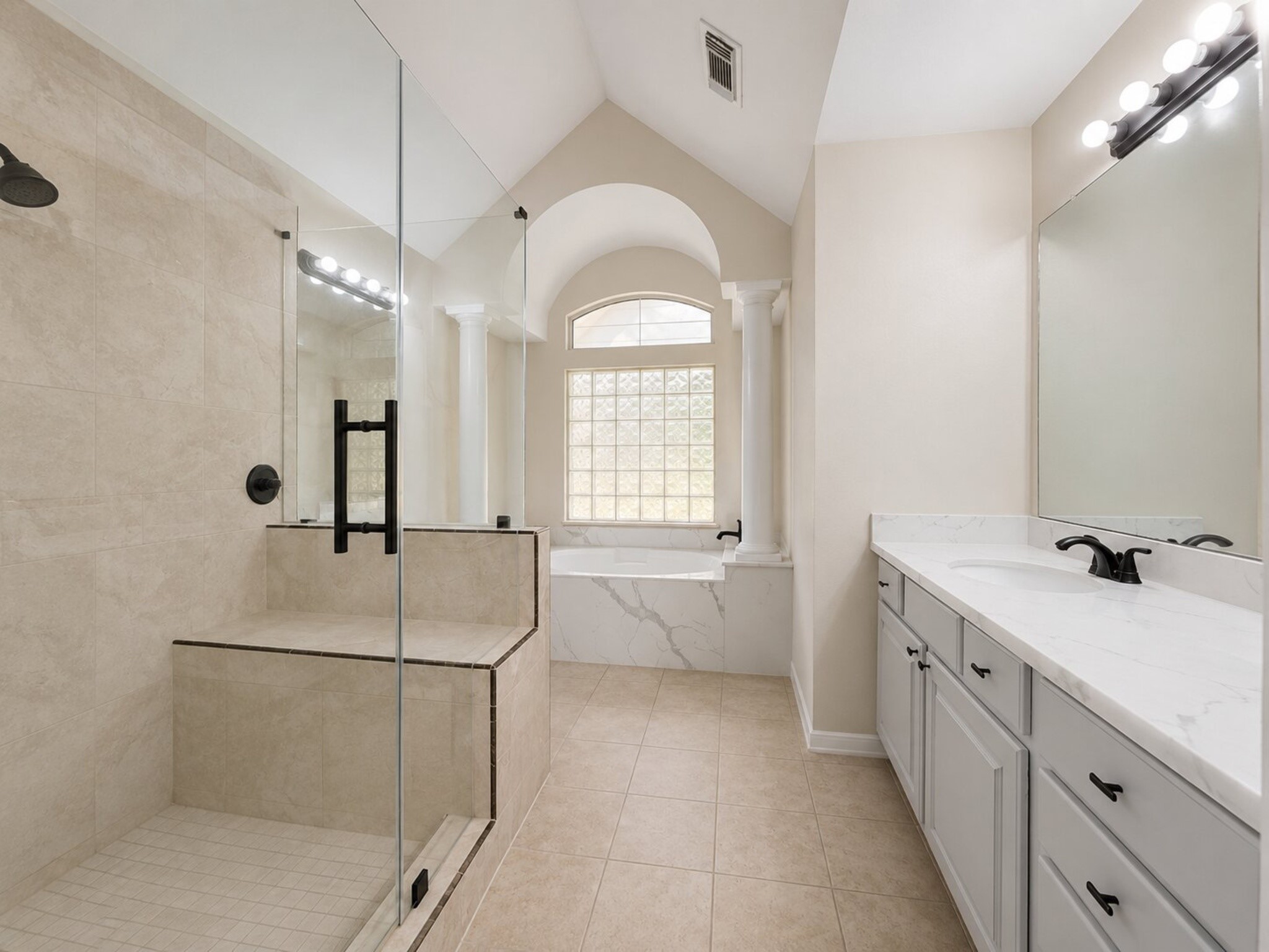 19319 Imperial Hills Drive Property Photo 12