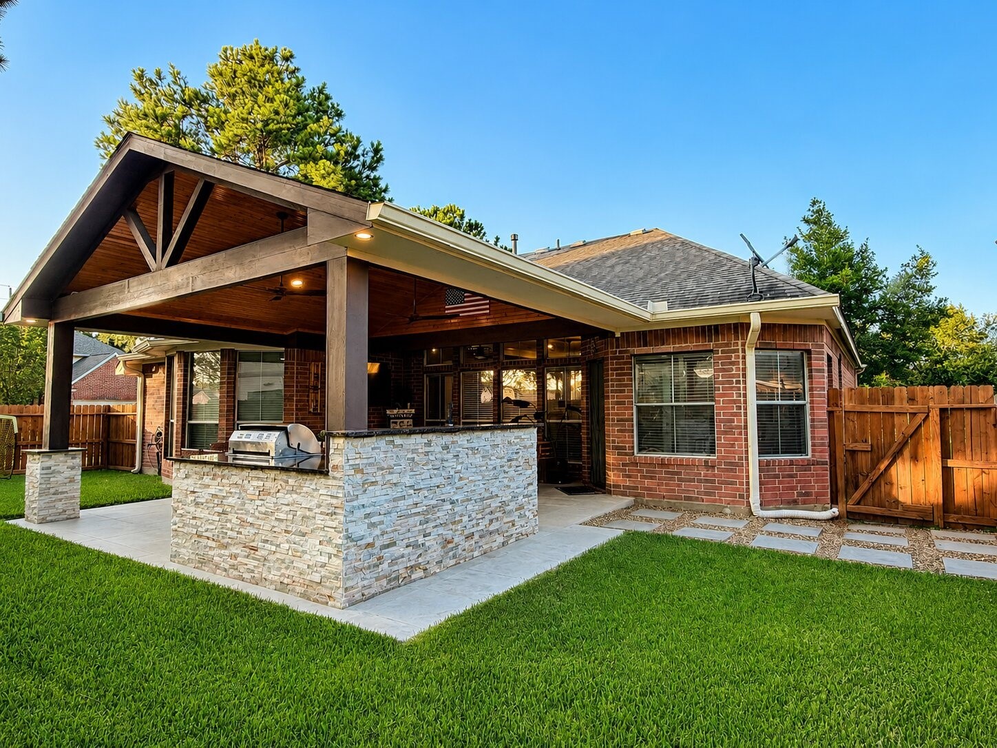 19319 Imperial Hills Drive Property Photo 19