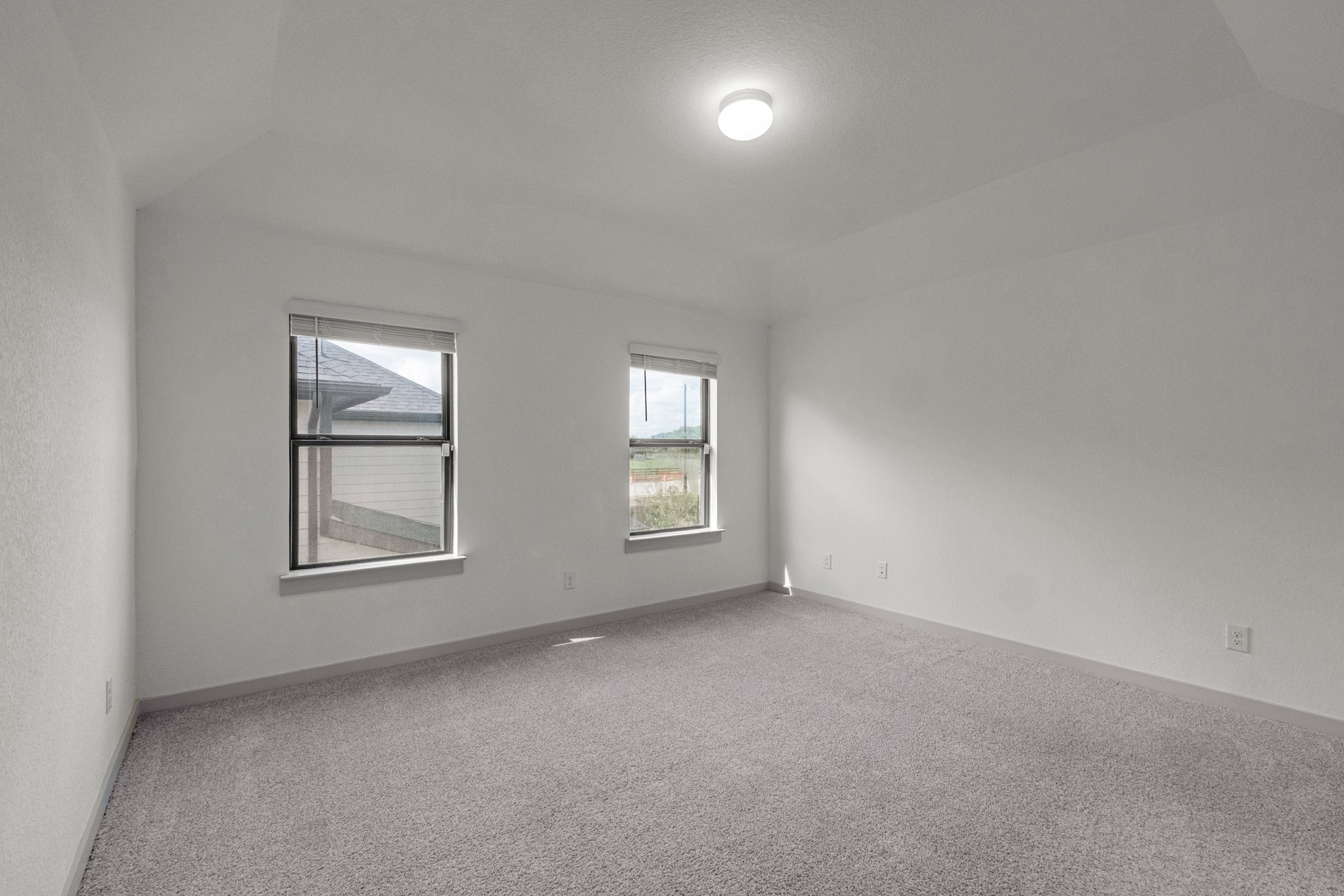 98 Dorado Drive Property Photo 31