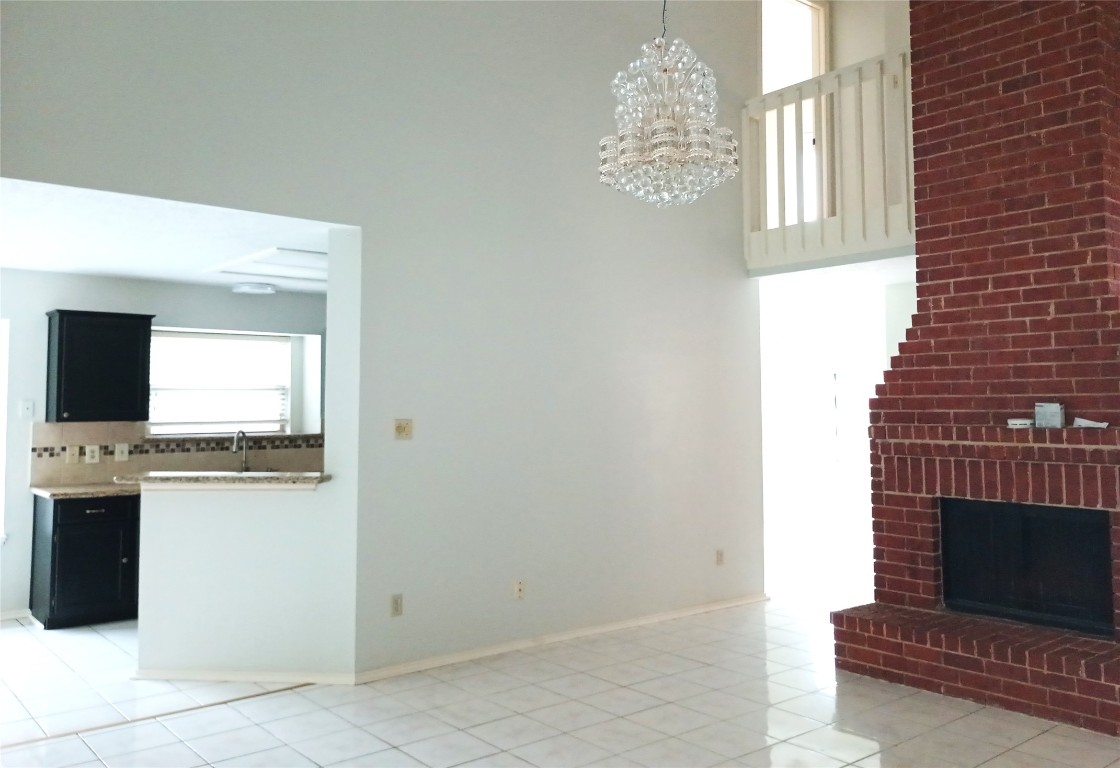 16355 Flint Run Way Property Photo 7