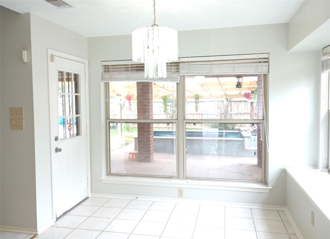 16355 Flint Run Way Property Photo 15