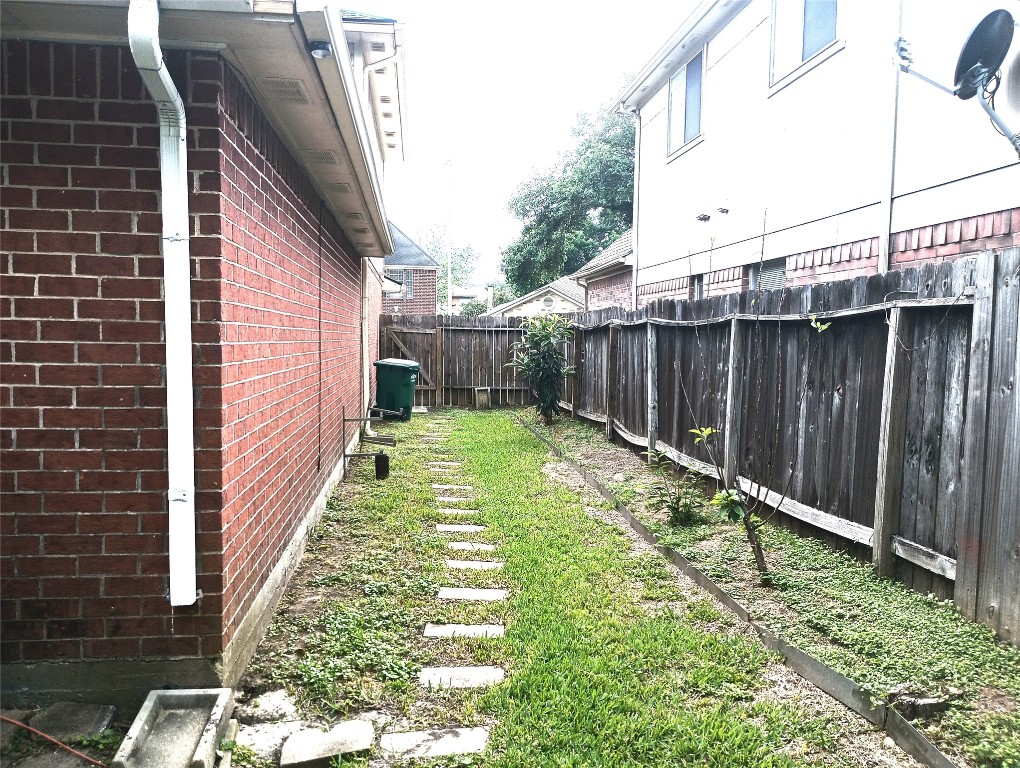 16355 Flint Run Way Property Photo 43