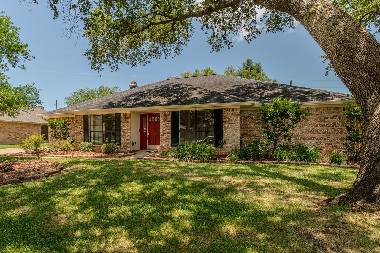 6960 Blarney Street Property Photo 1