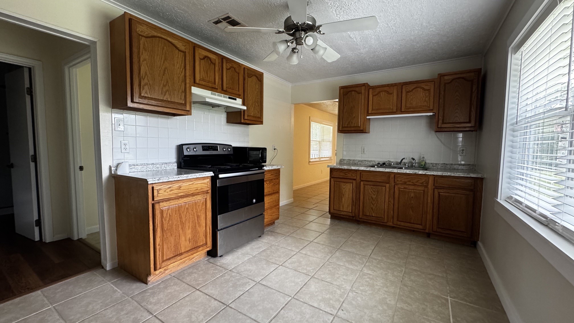 30827 Burton Cemetery Road Property Photo 5