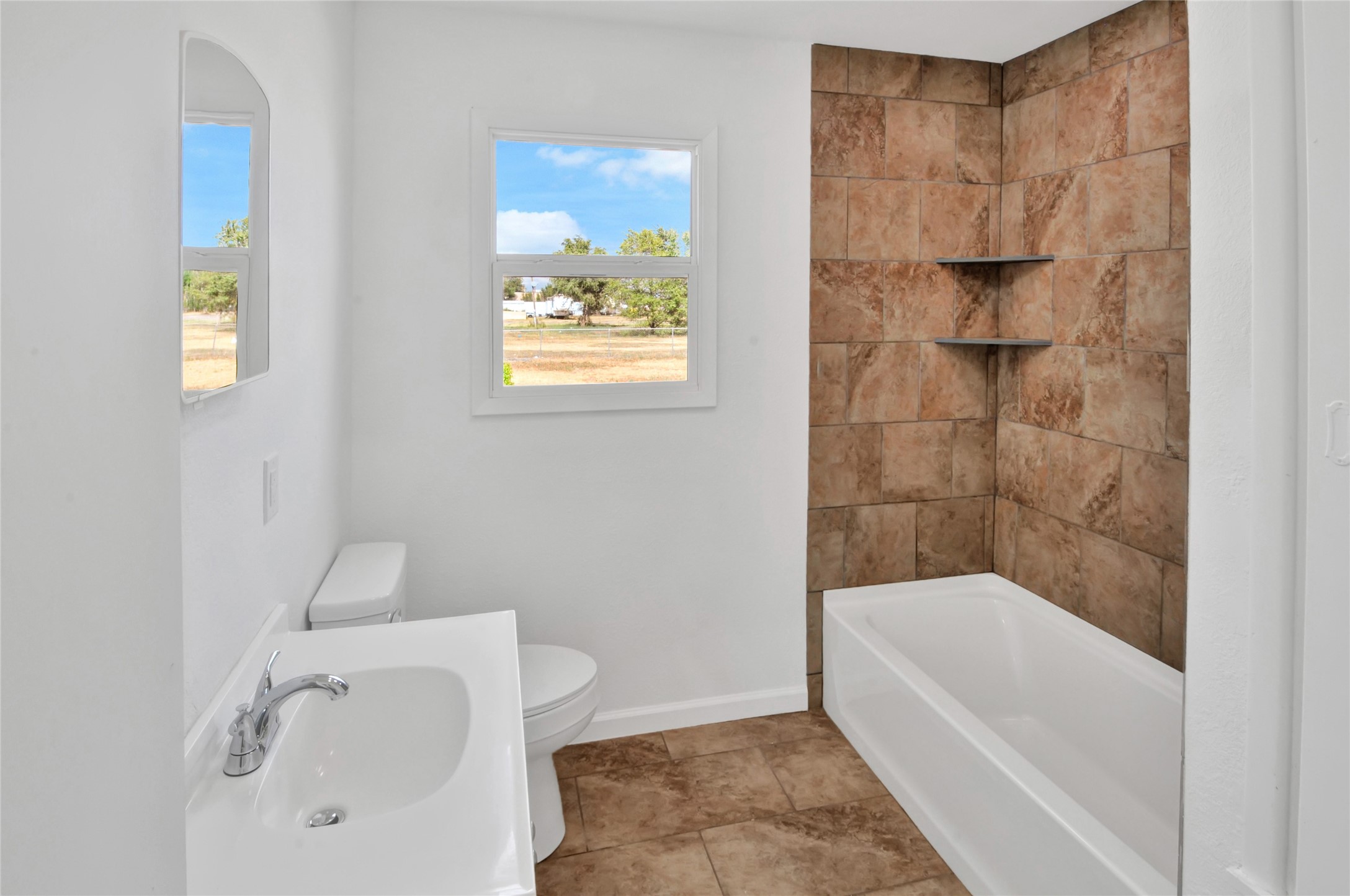 807 Boyce Street Property Photo 13