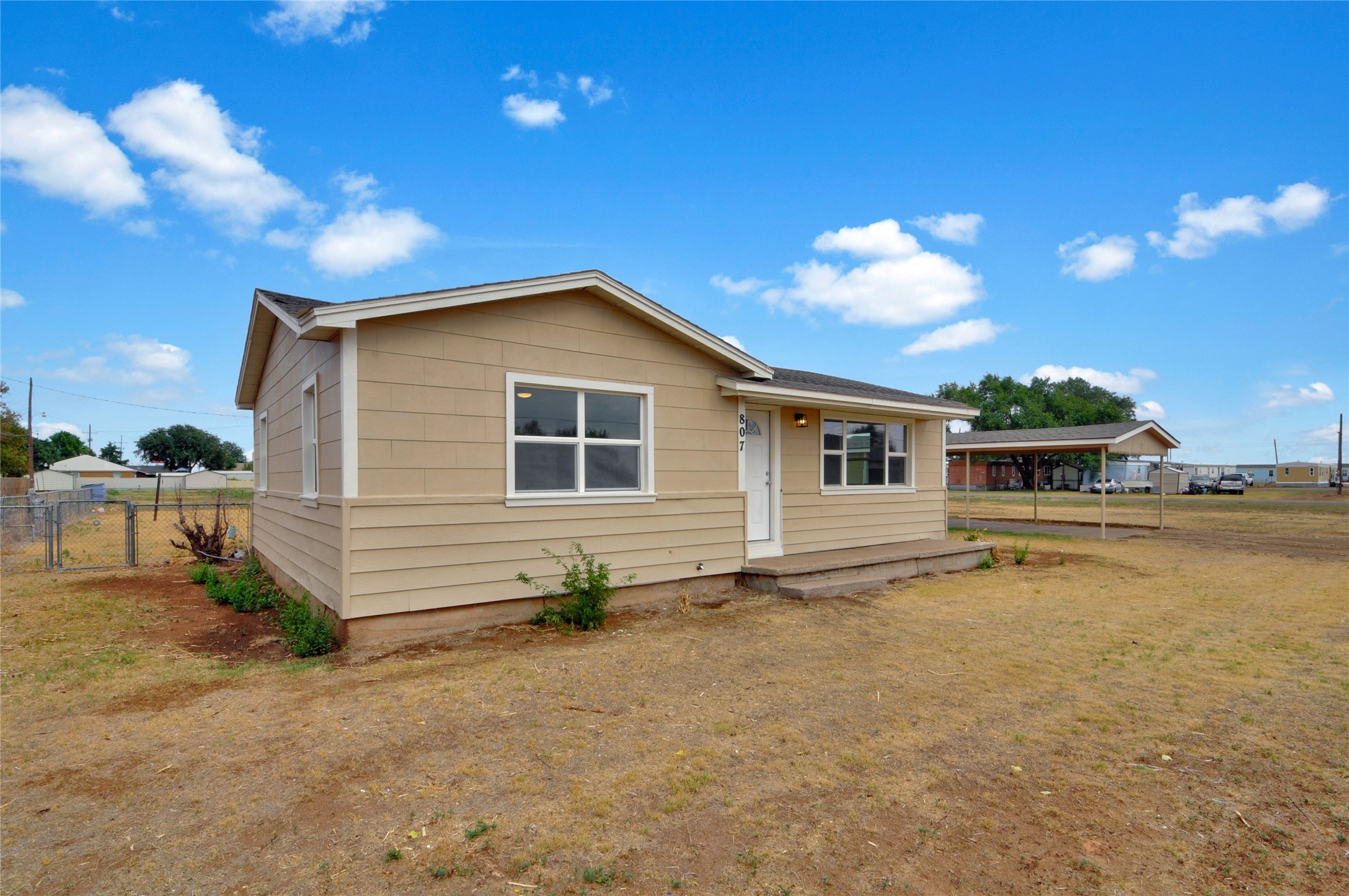 807 Boyce Street Property Photo 23