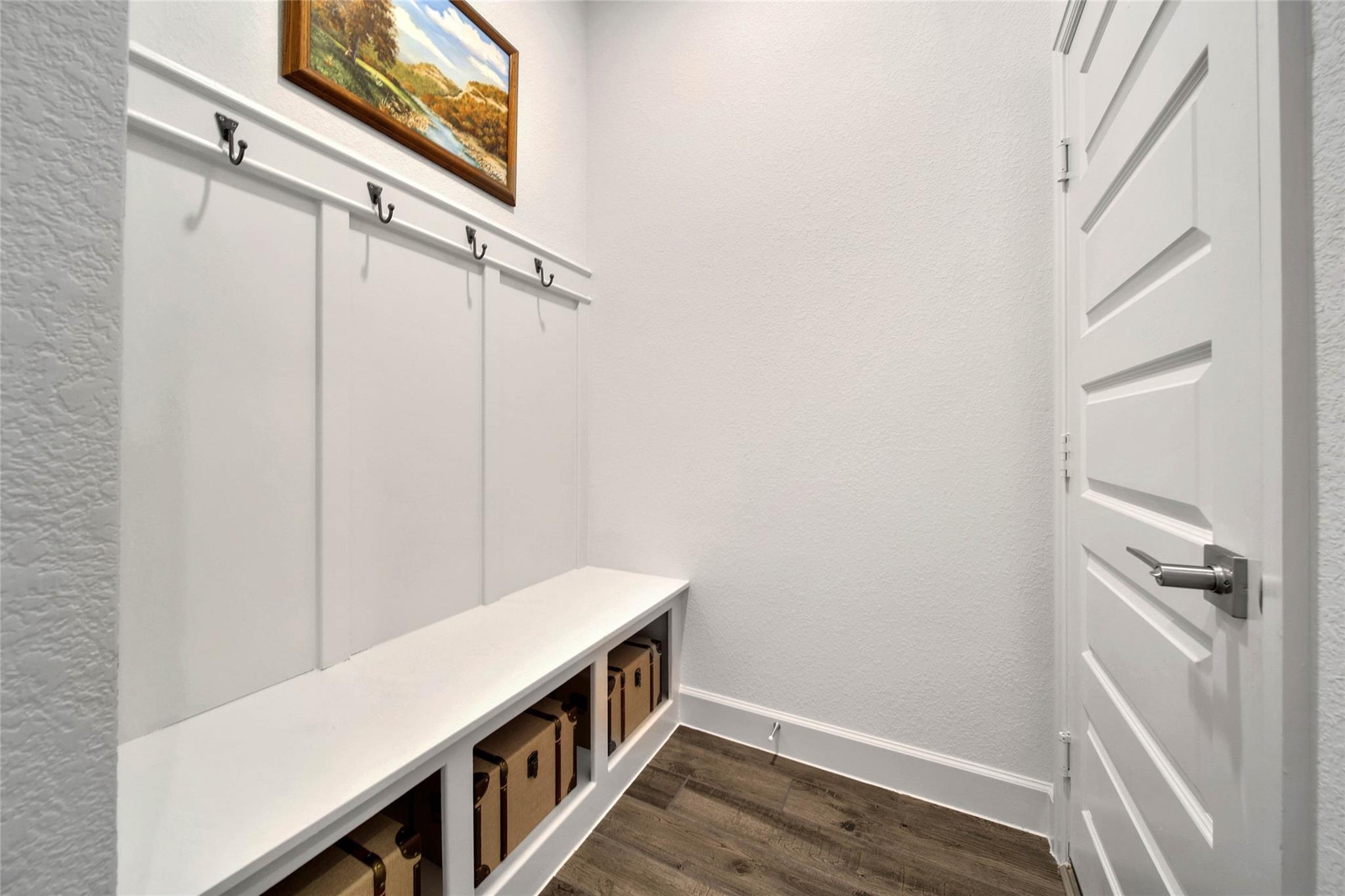 15991 Mahogany Mist Drive Property Photo 35