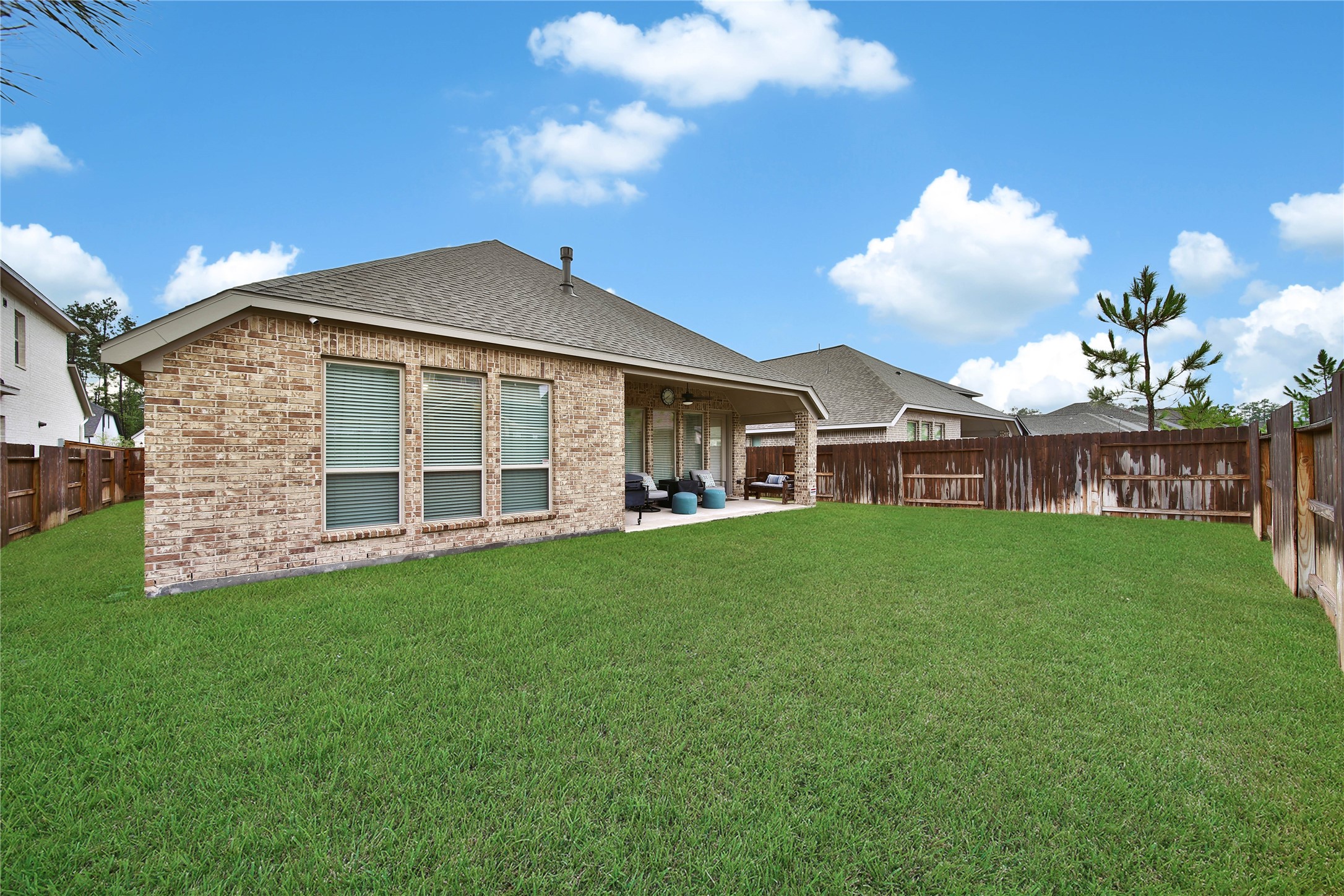 15991 Mahogany Mist Drive Property Photo 38