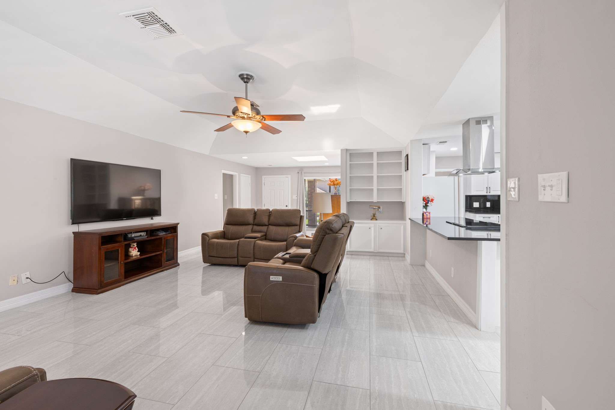 14406 Muirfield Lane Property Photo 1