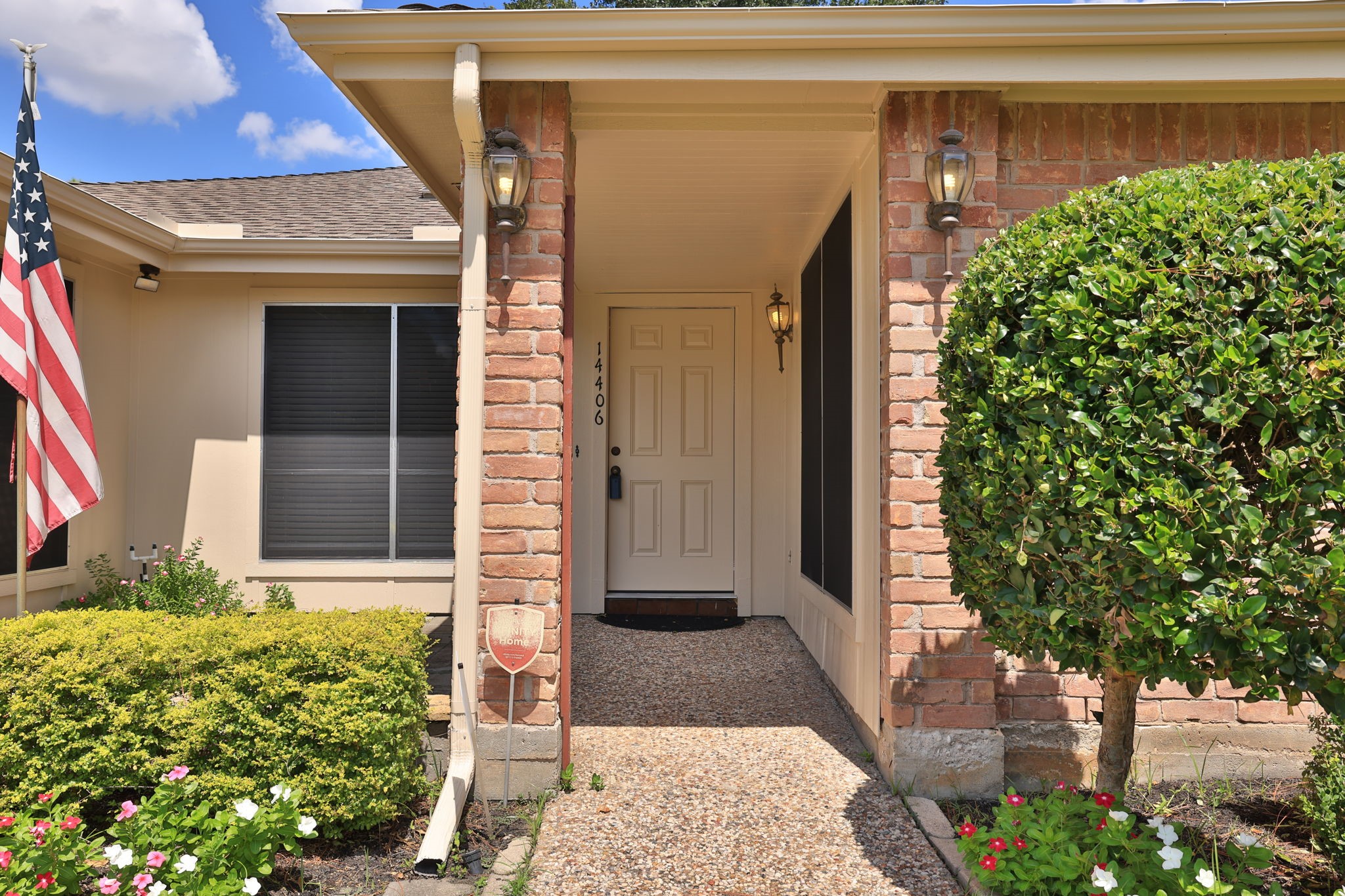 14406 Muirfield Lane Property Photo 4