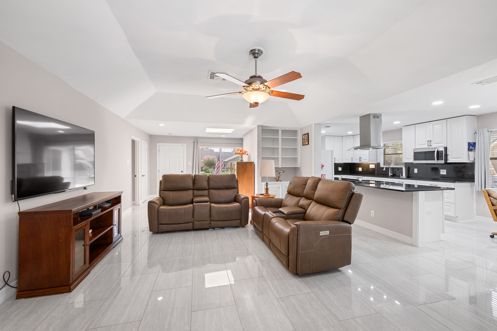 14406 Muirfield Lane Property Photo 12