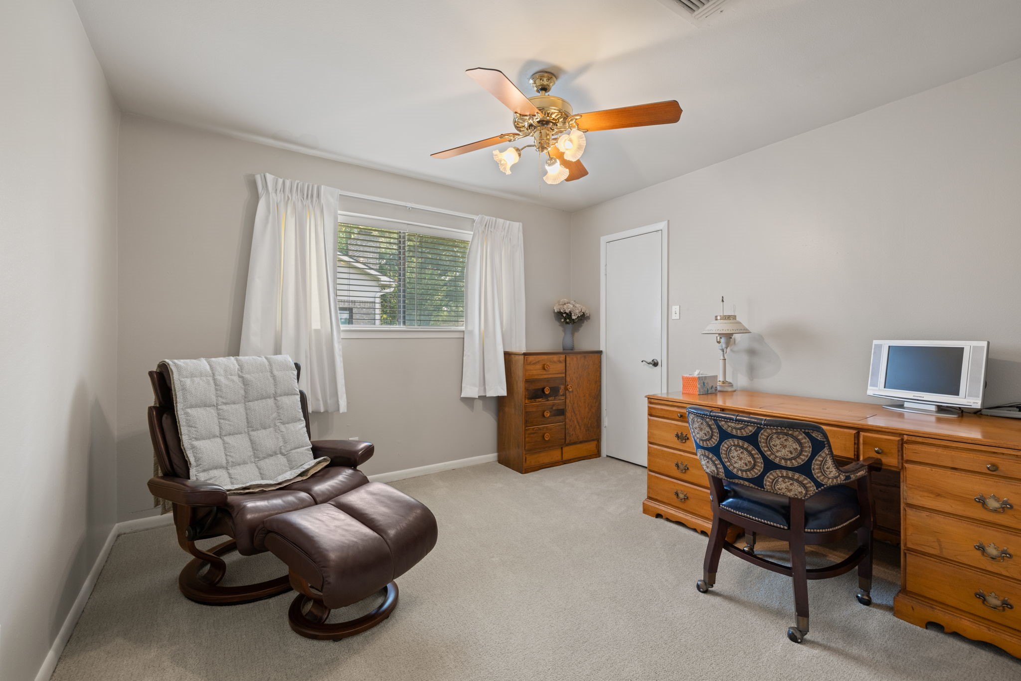 14406 Muirfield Lane Property Photo 37