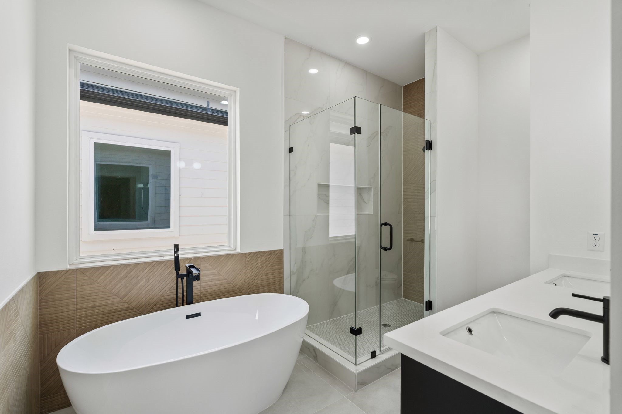 7321 Laura Koppe Road Property Photo 17