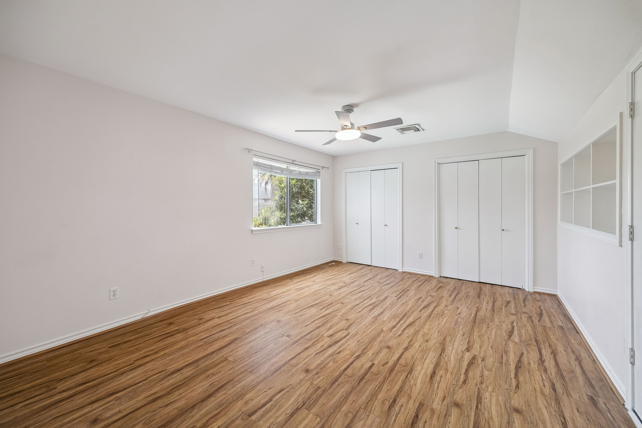 10314 Olympia Drive Property Photo 16