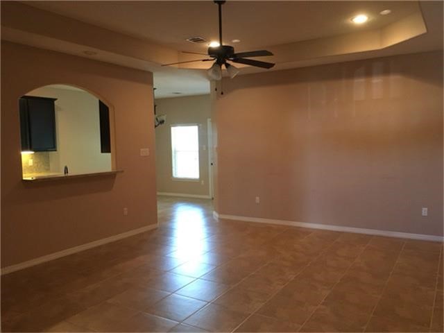 1242 Elm Street Property Photo 4