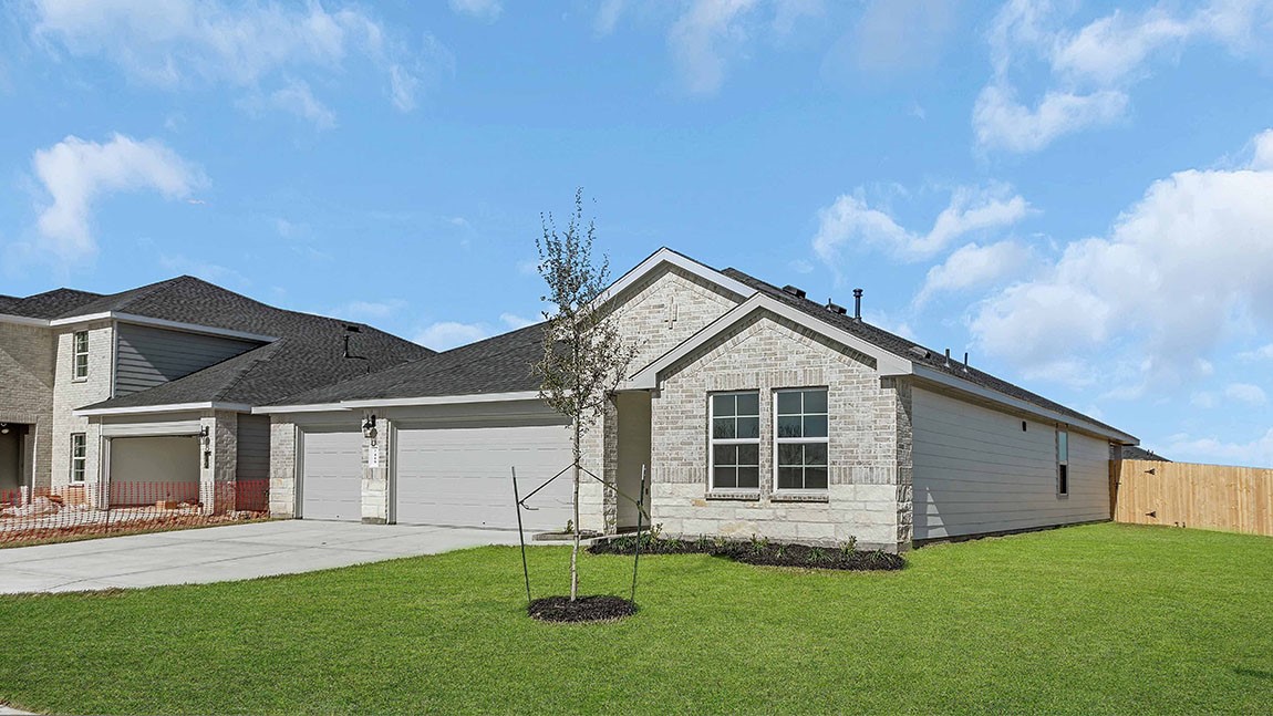 4215 Rustling Aspen Drive Property Photo 4