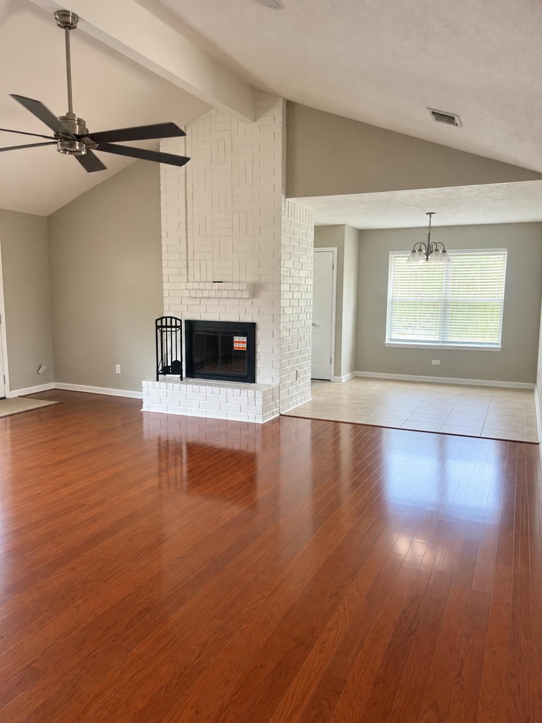 1114 Blue Diamond Drive Property Photo 2