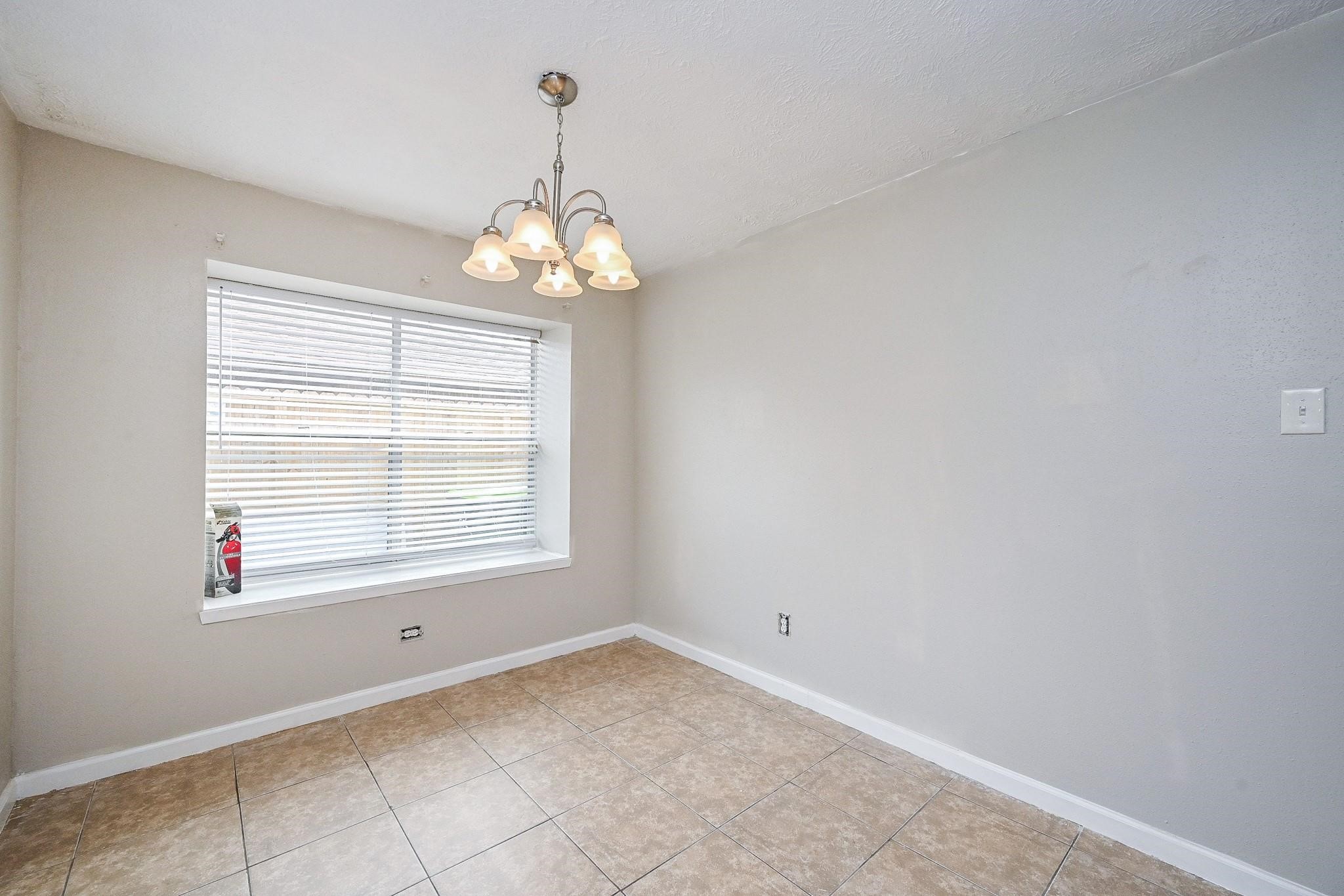 1114 Blue Diamond Drive Property Photo 6