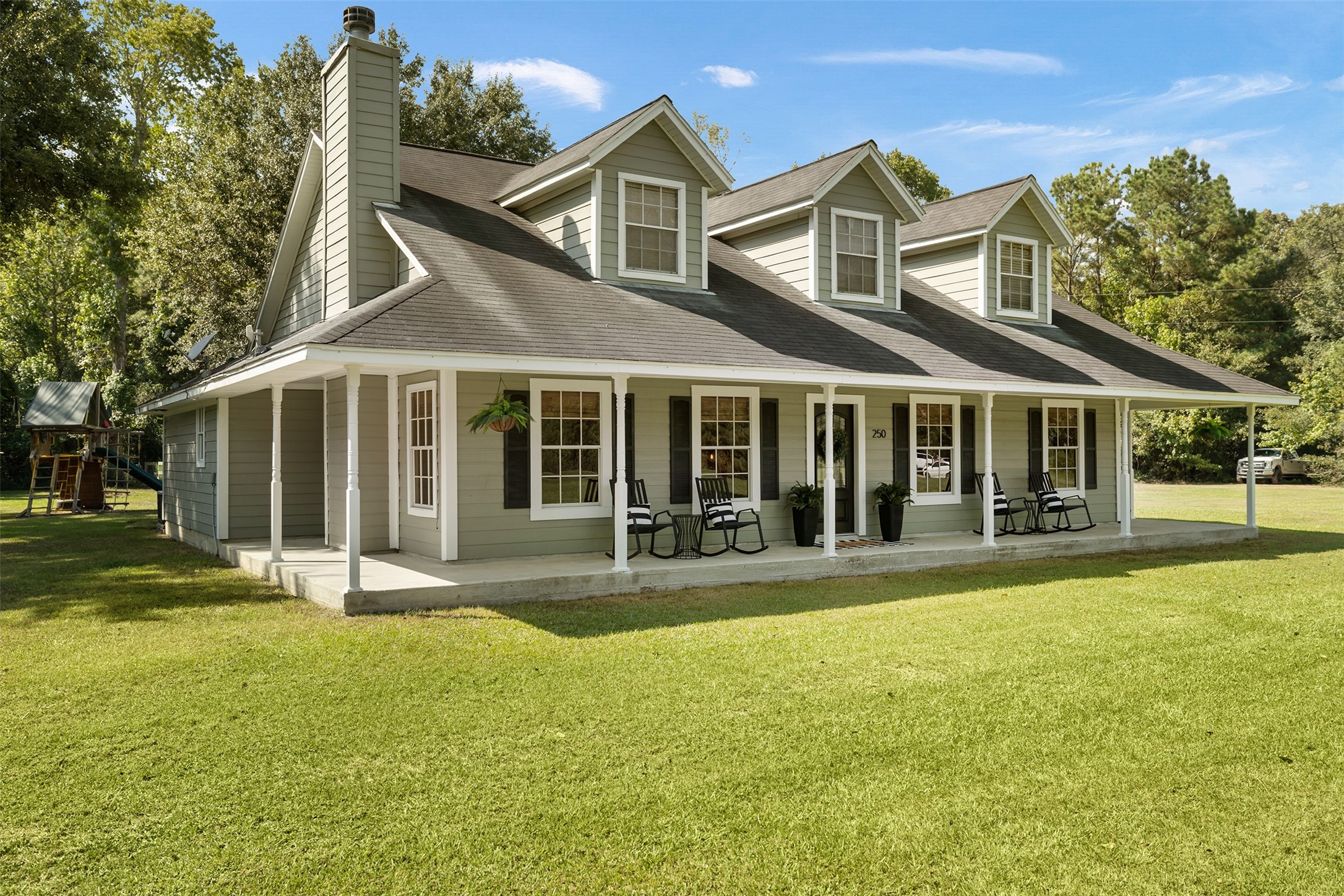 250 Gulf Oil Road Property Photo 3