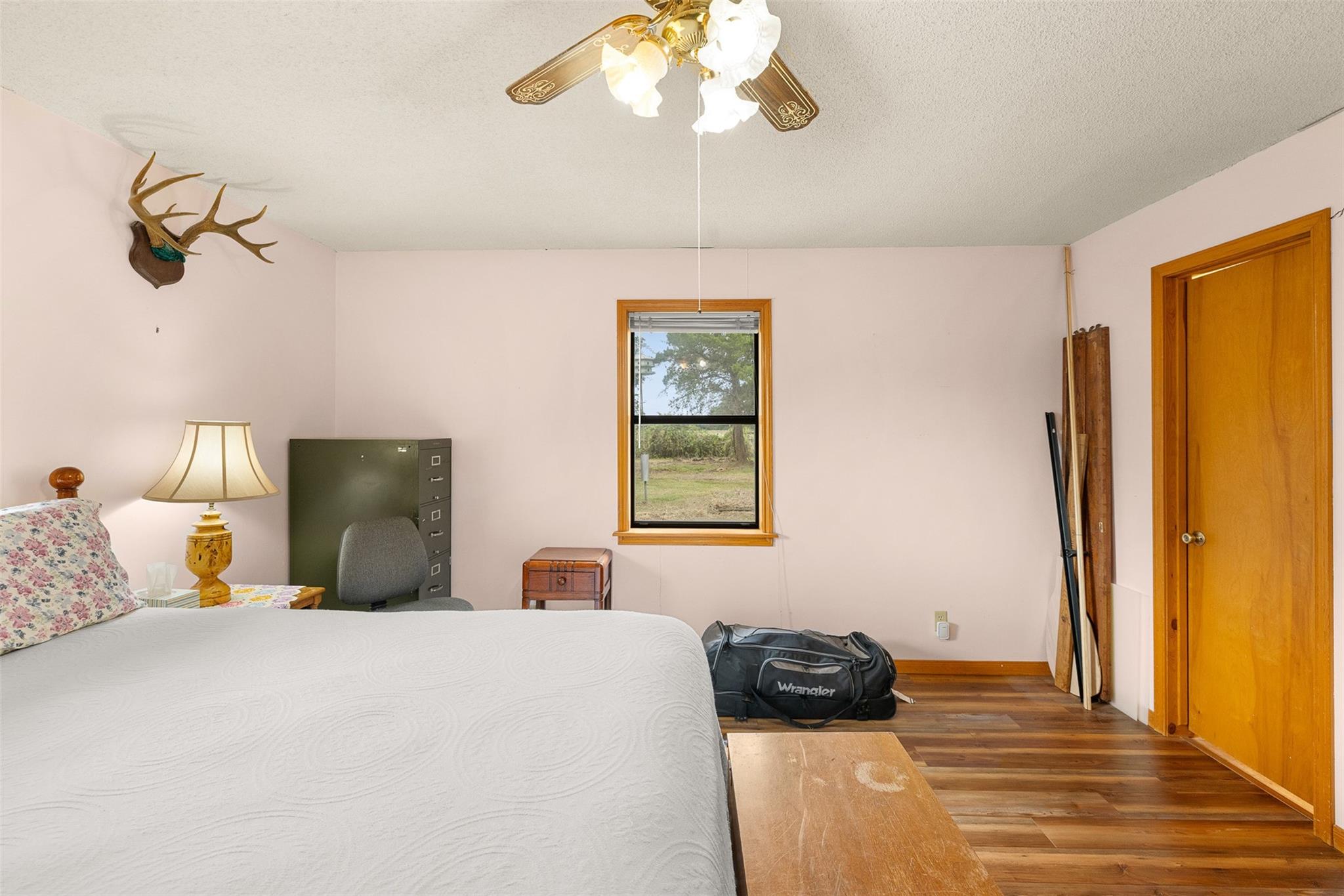 1081 Shirley Oaks Street Property Photo 15