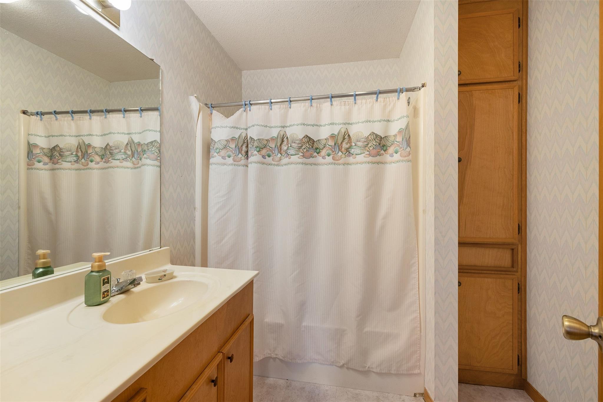 1081 Shirley Oaks Street Property Photo 19