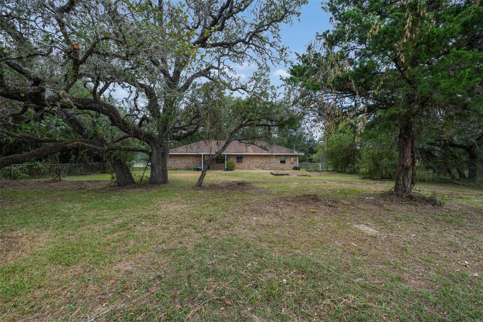1081 Shirley Oaks Street Property Photo 29