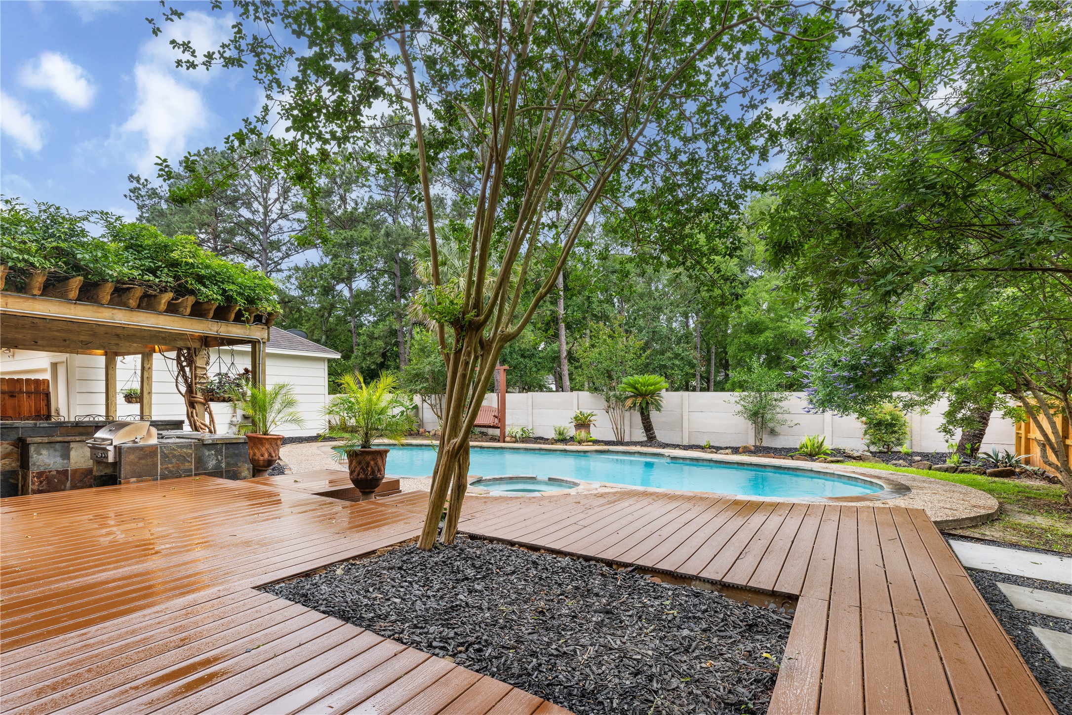 1911 Tawny Oaks Drive Property Photo 10