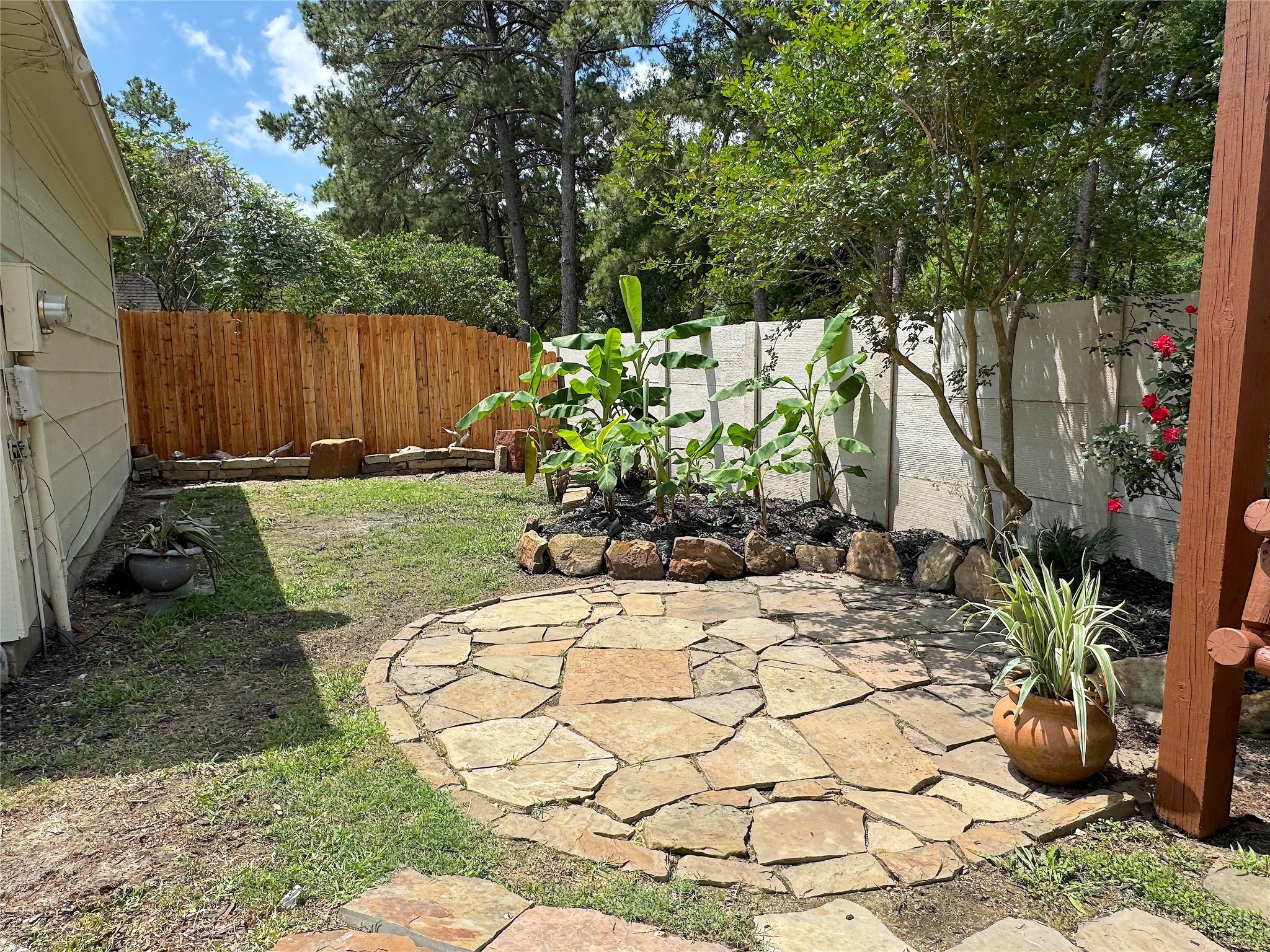 1911 Tawny Oaks Drive Property Photo 13