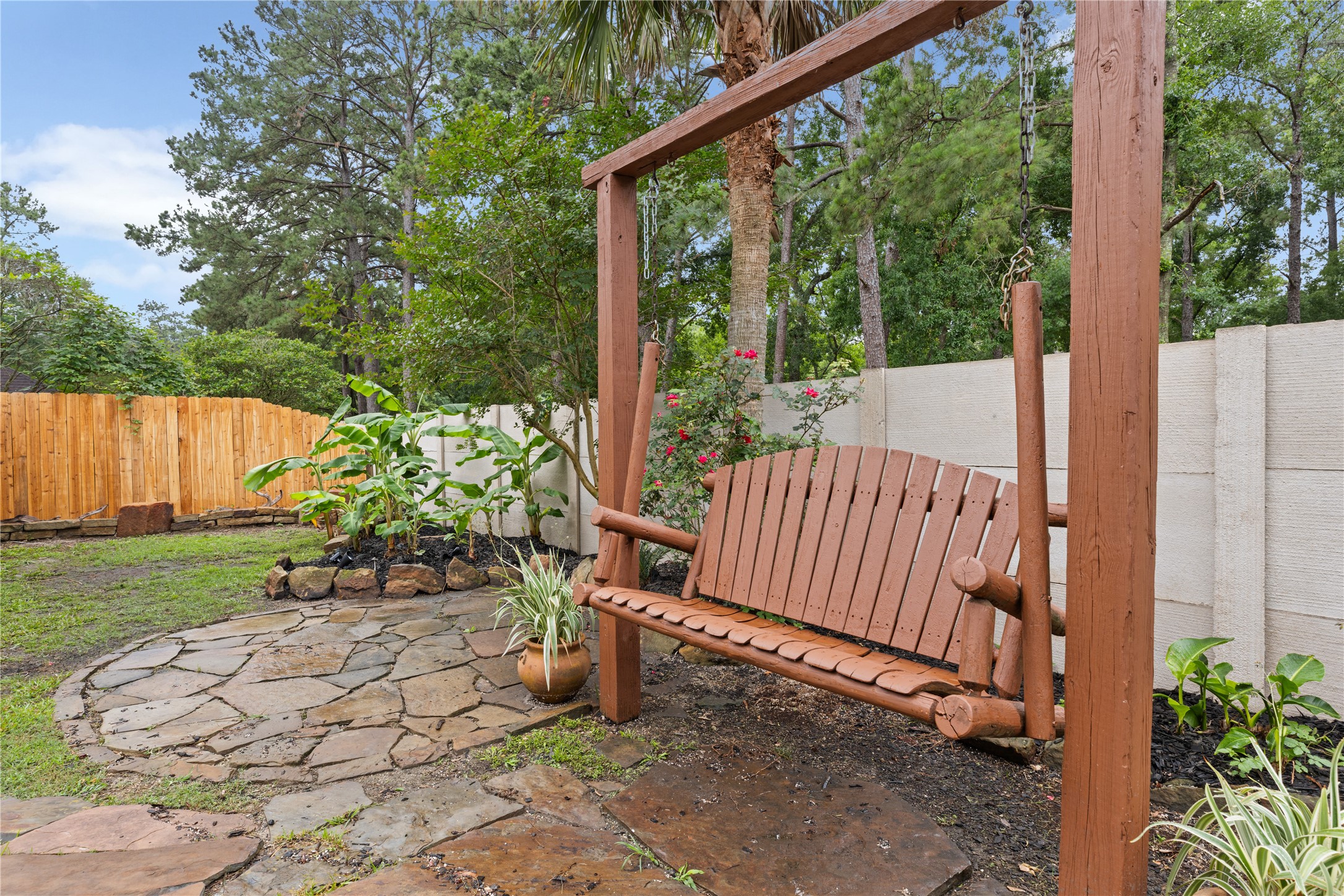 1911 Tawny Oaks Drive Property Photo 14