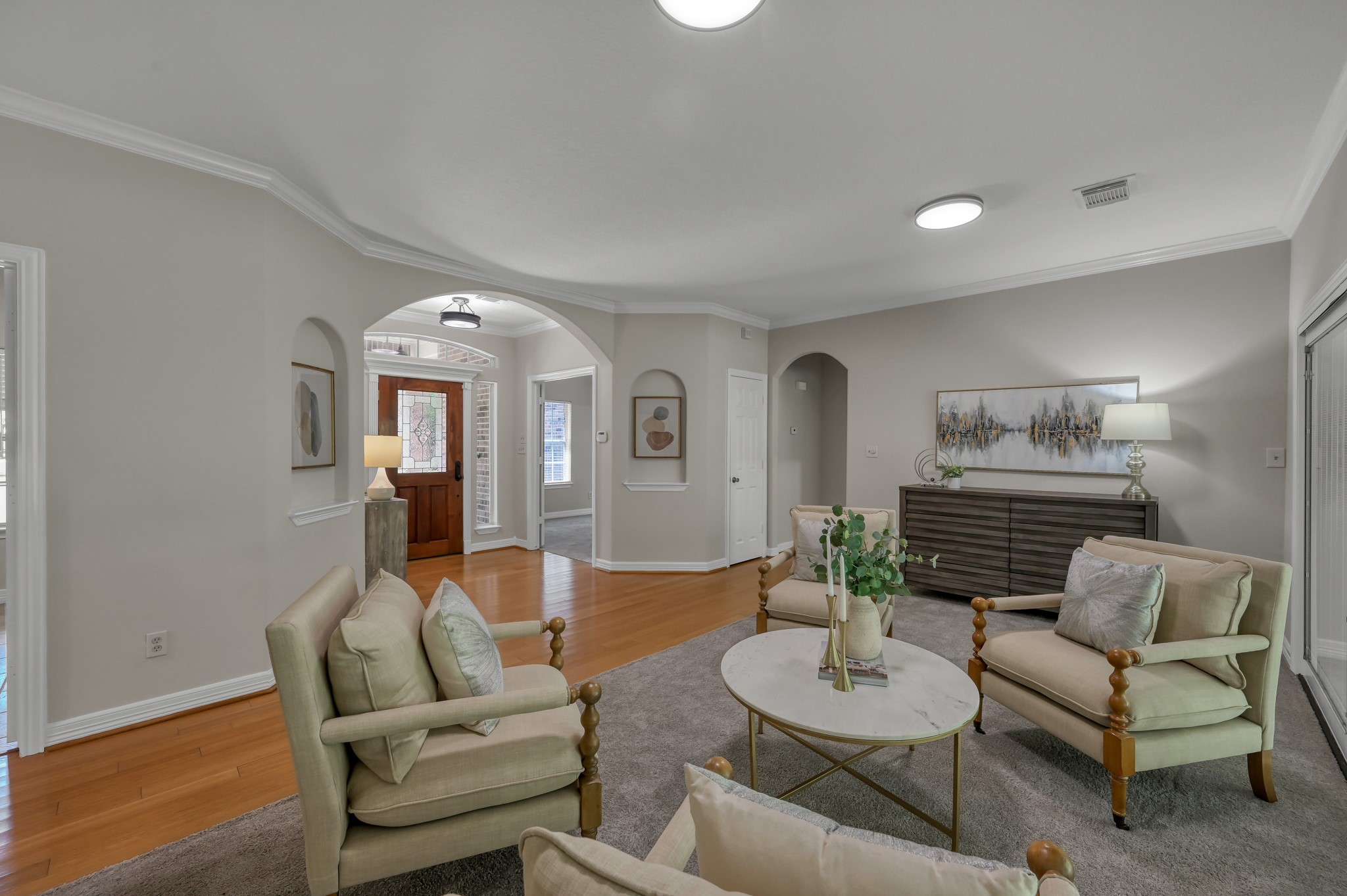 9606 Miller Road Property Photo 6