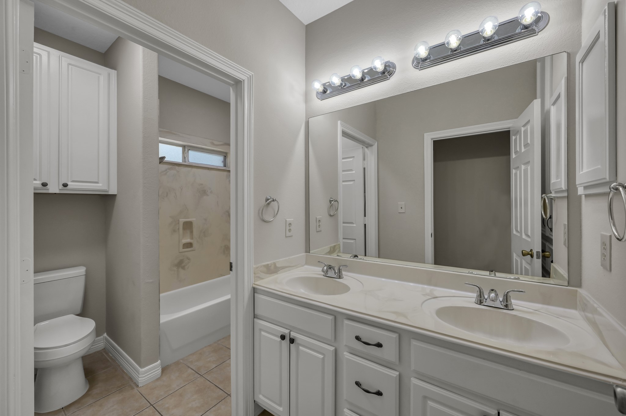 9606 Miller Road Property Photo 25