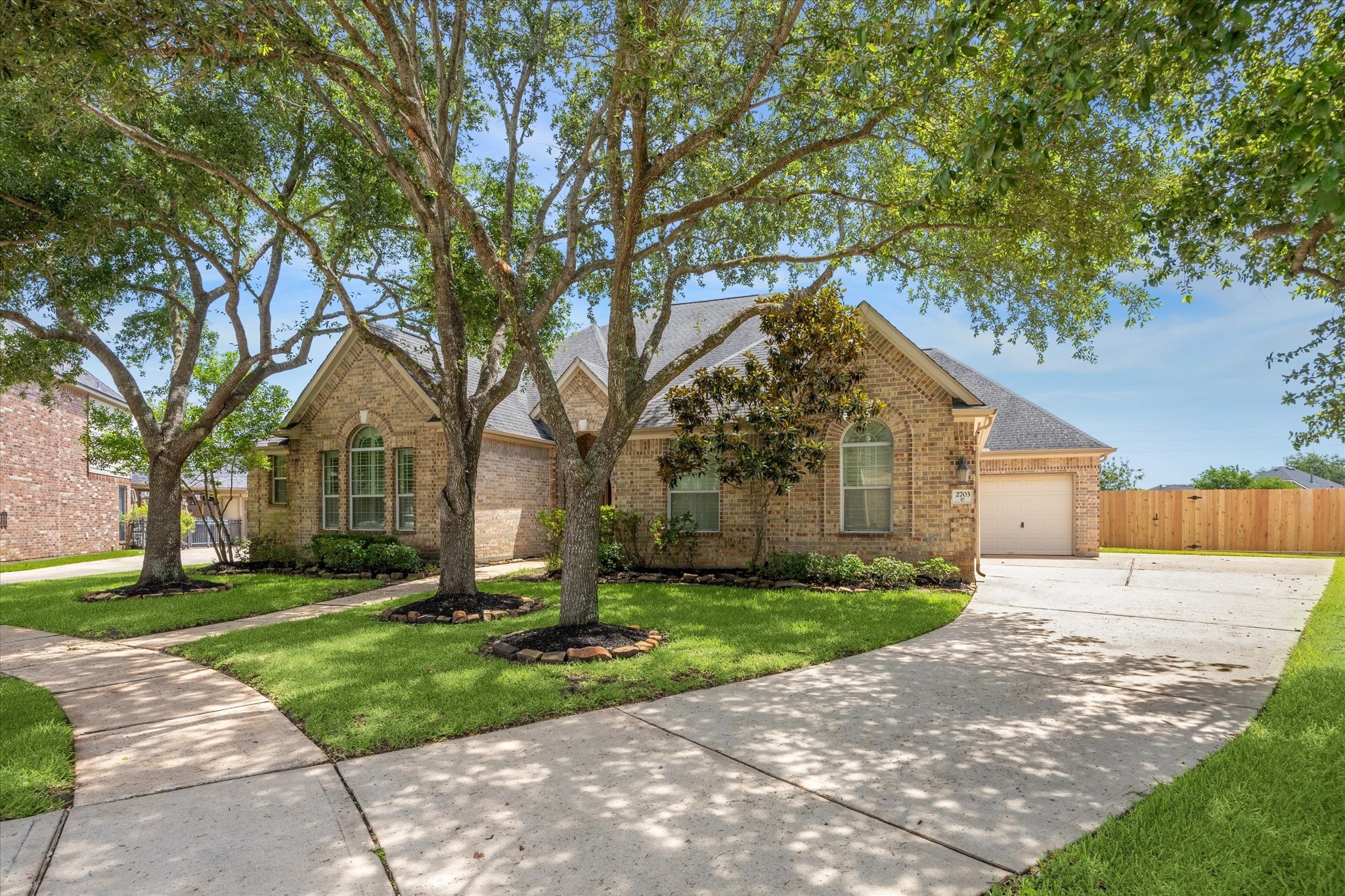 2703 Kestrel Trace Lane Property Photo 1