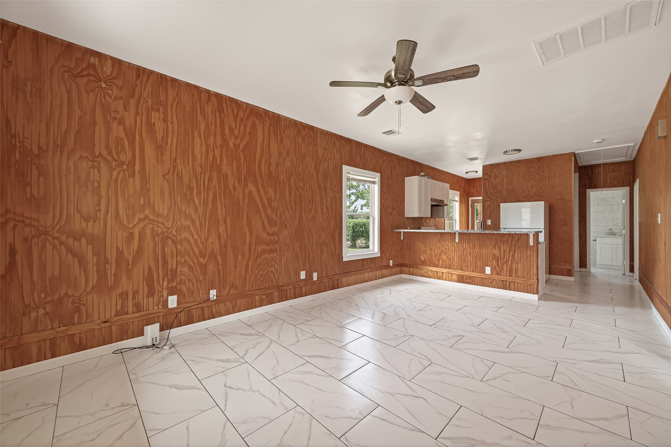 5220 Simsbrook Drive Property Photo 6