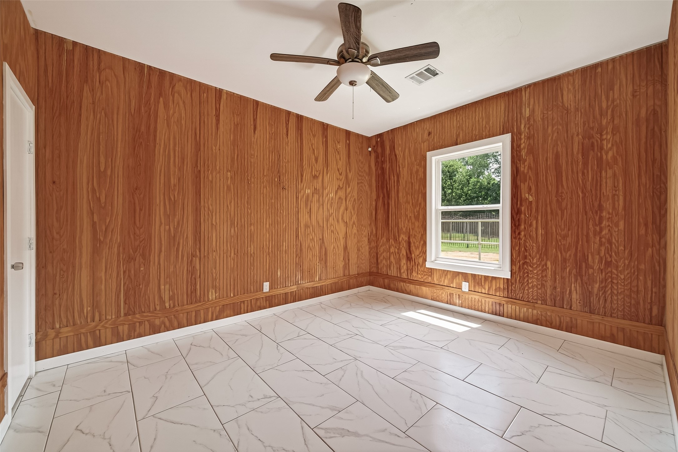 5220 Simsbrook Drive Property Photo 14