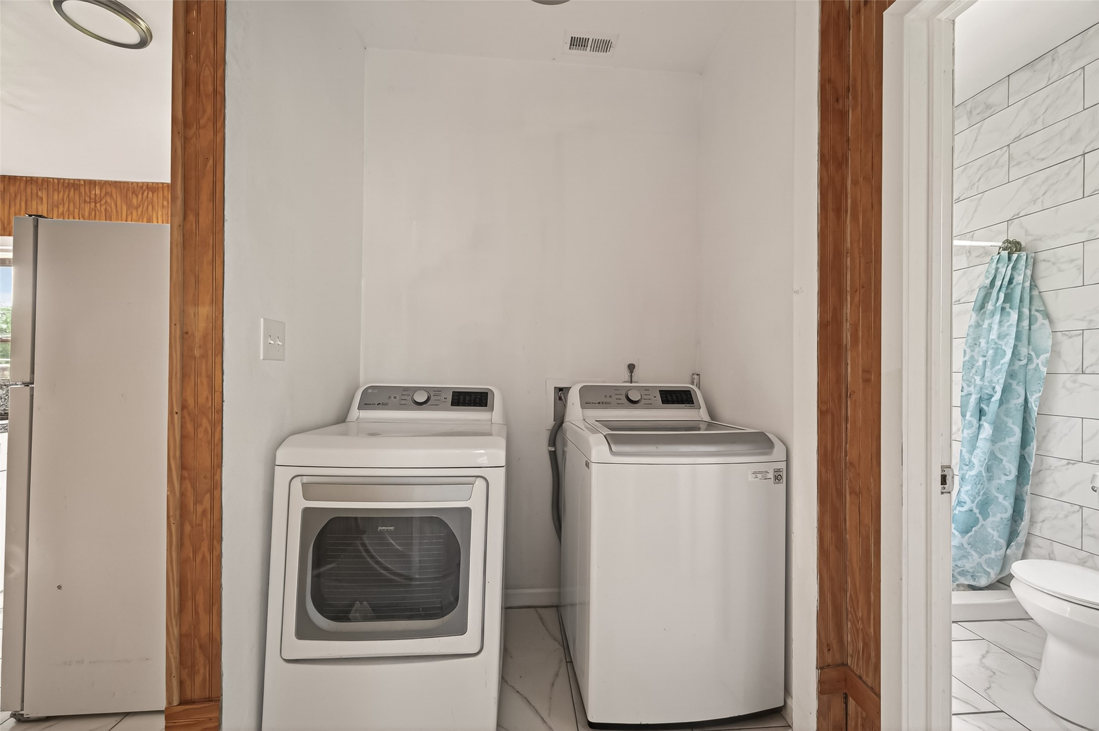 5220 Simsbrook Drive Property Photo 19