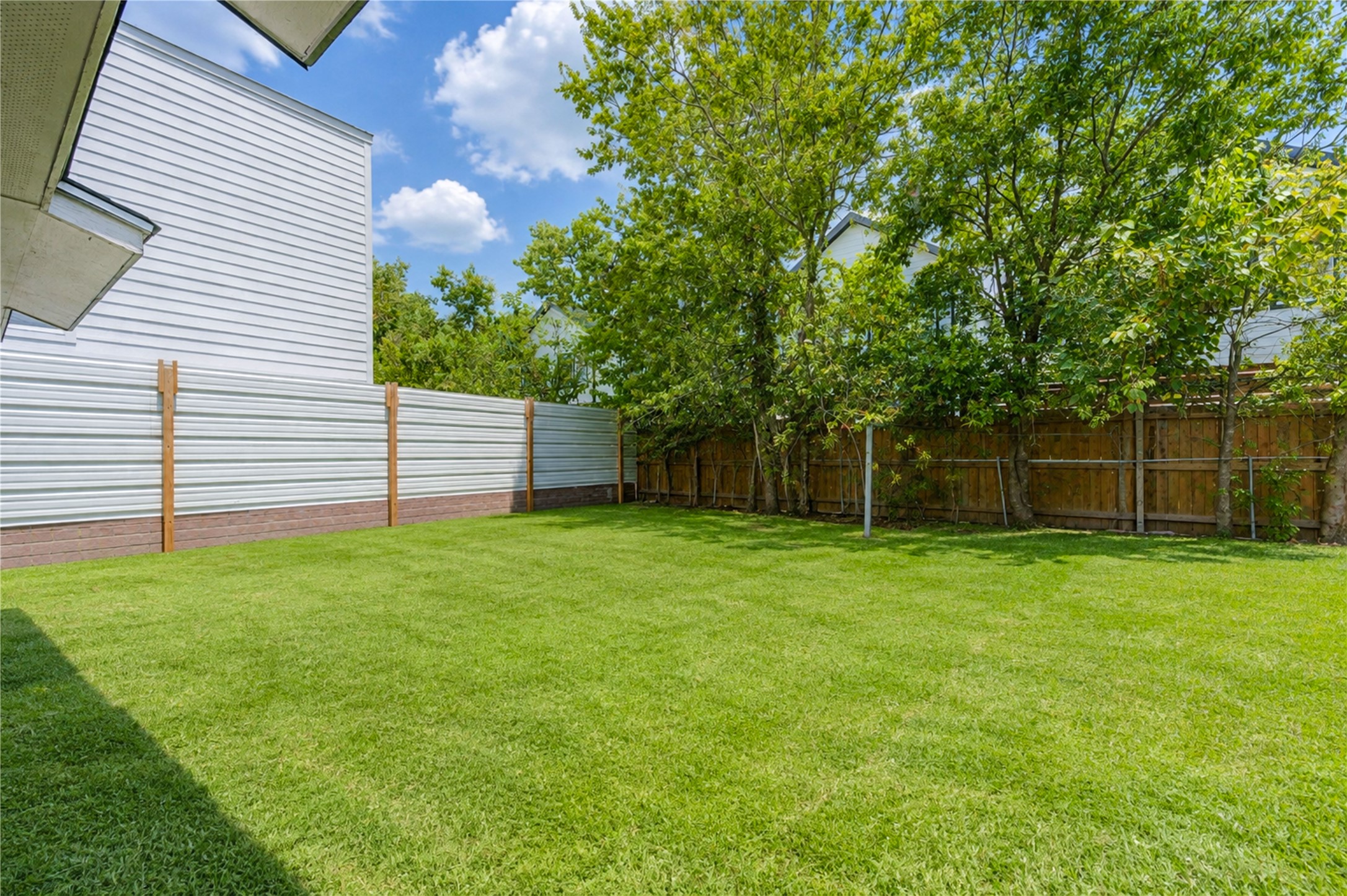 3502 Goodhope Street Property Photo 4