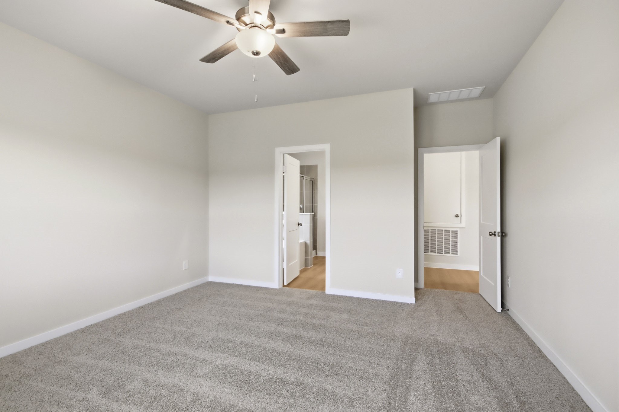 561 Wax Myrtle Way Property Photo 13