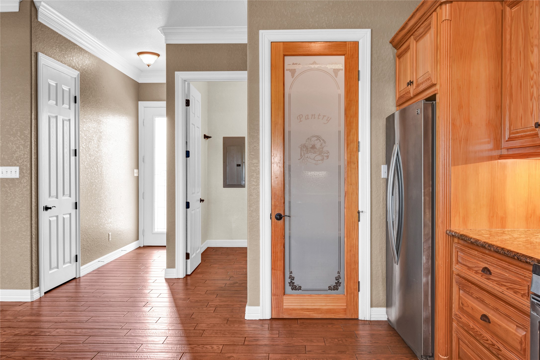 220 Kings Drive Property Photo 15