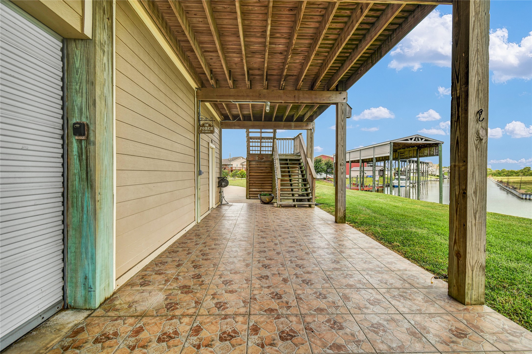 220 Kings Drive Property Photo 29