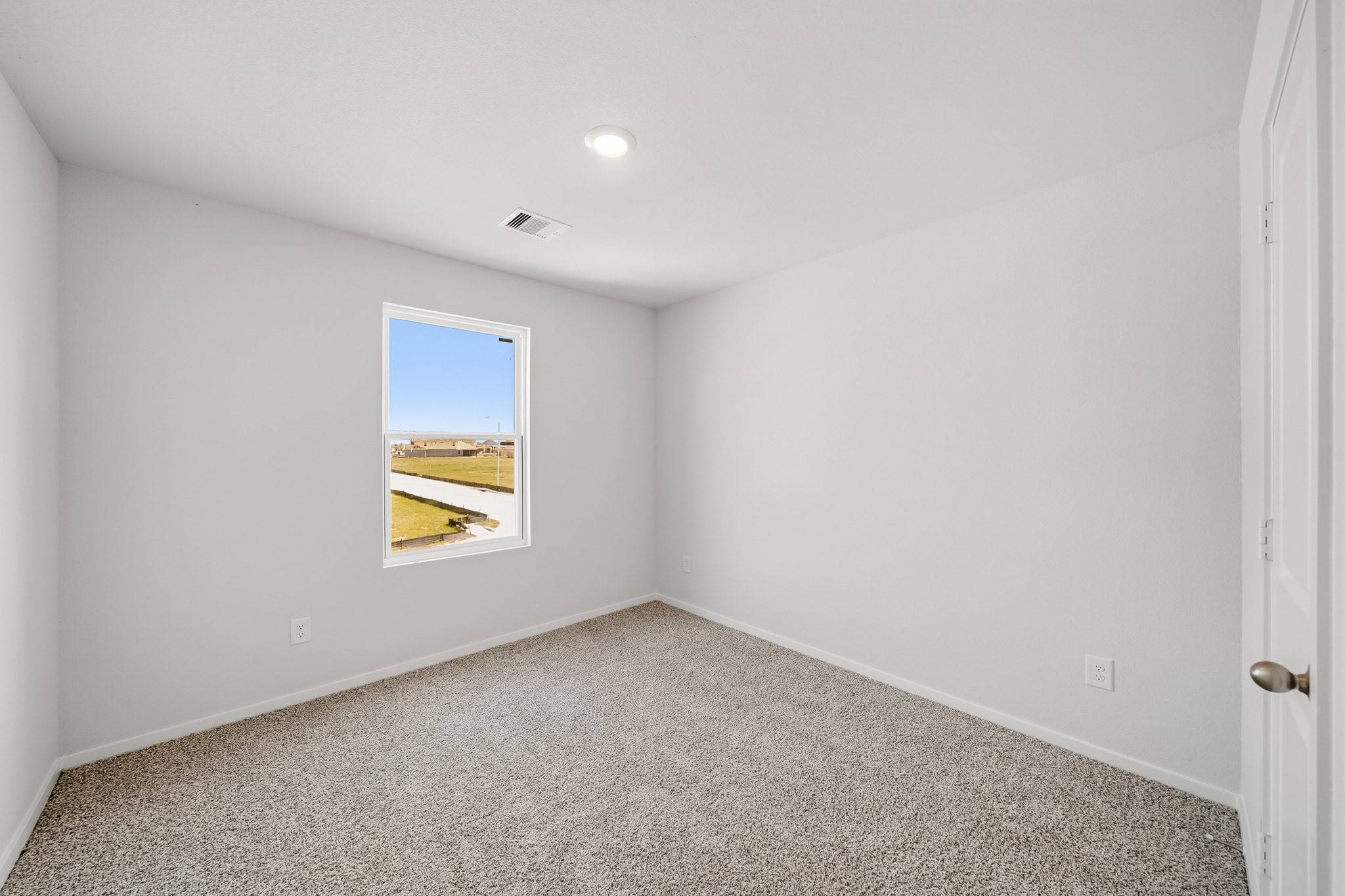 4001 Sun Burst Lane Property Photo 11