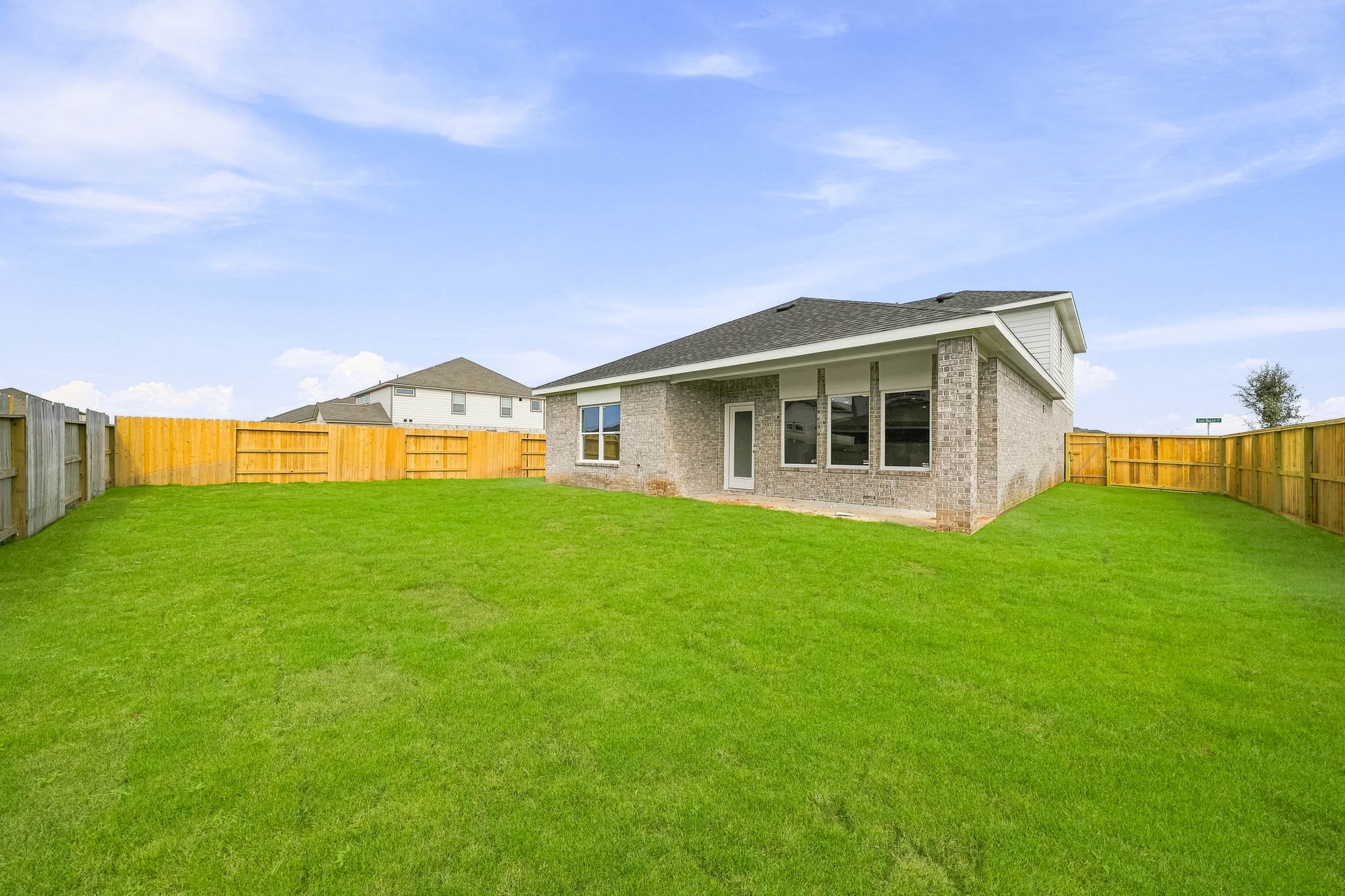 4001 Sun Burst Lane Property Photo 19
