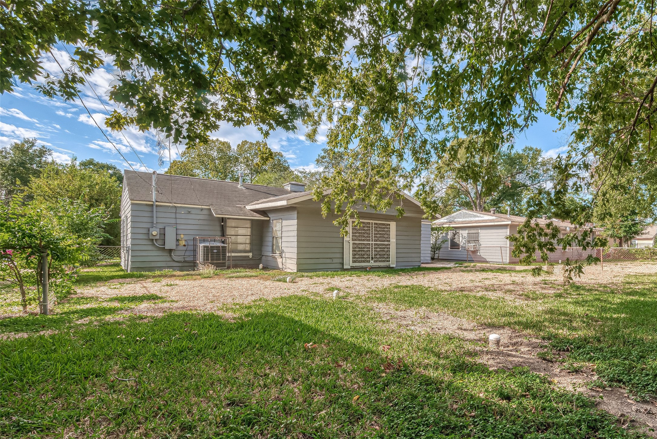 5619 Willow Glen Drive Property Photo 18