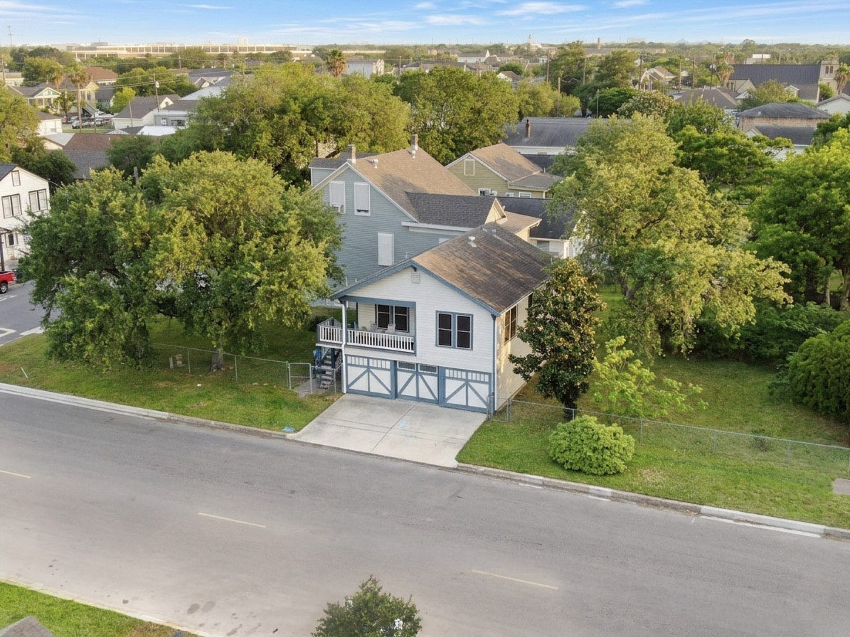 1117 37th Street Property Photo 17