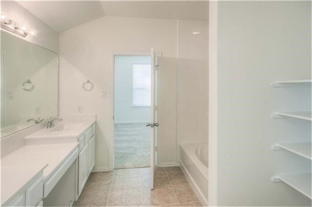 8410 Green Paseo Place Property Photo 12