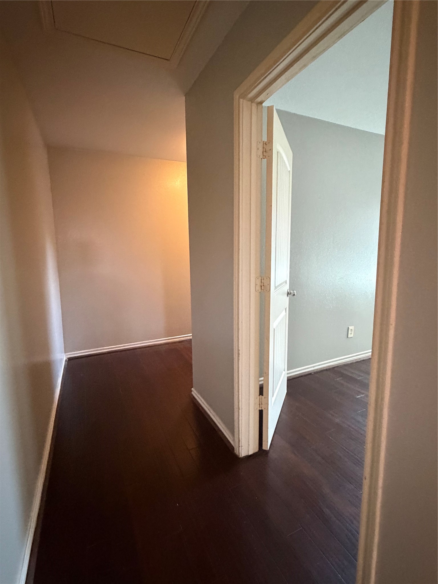 2414 Eagle Street B Property Photo 8