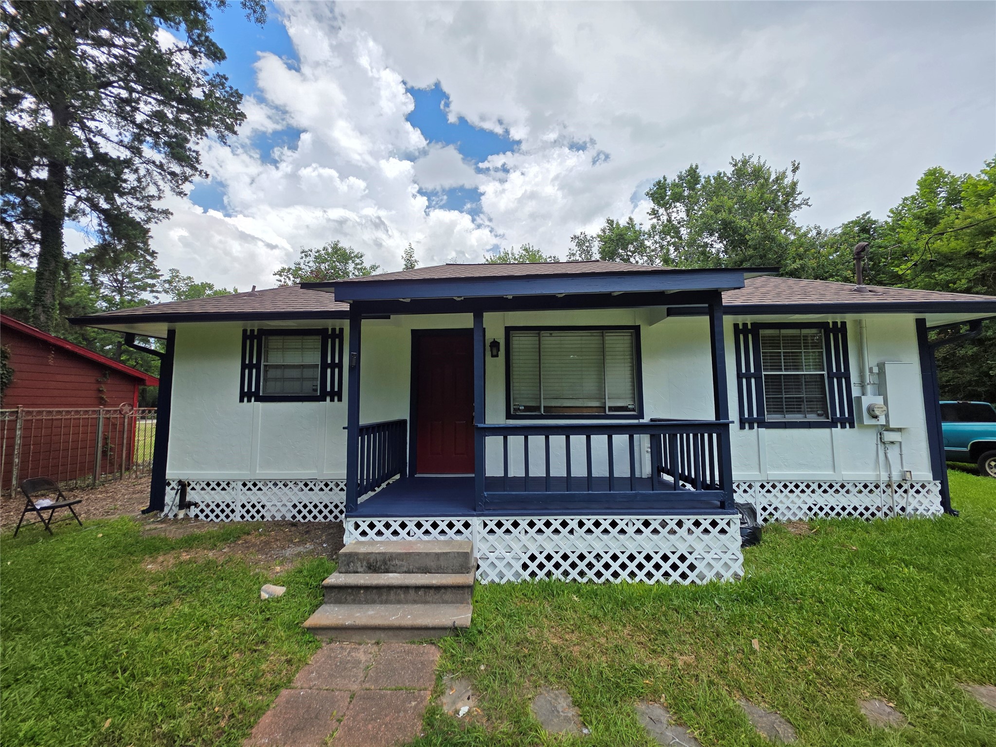 18891 Ferne Drive Property Photo 1