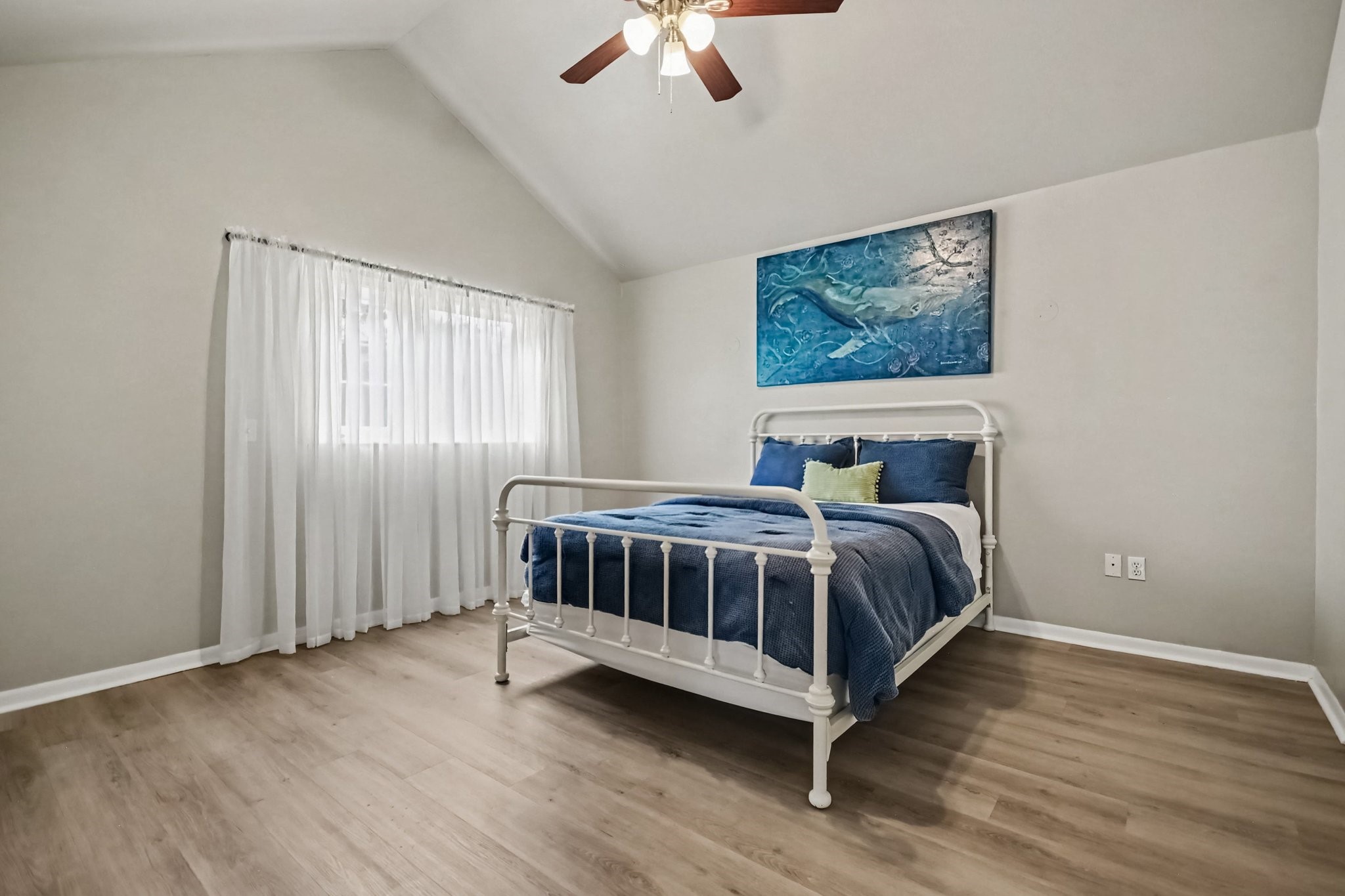 4412 Nicholini Street Property Photo 15