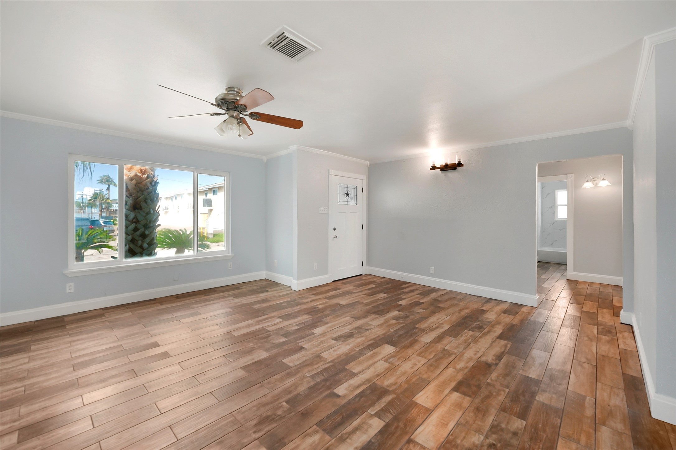 3613 83rd Street Property Photo 3